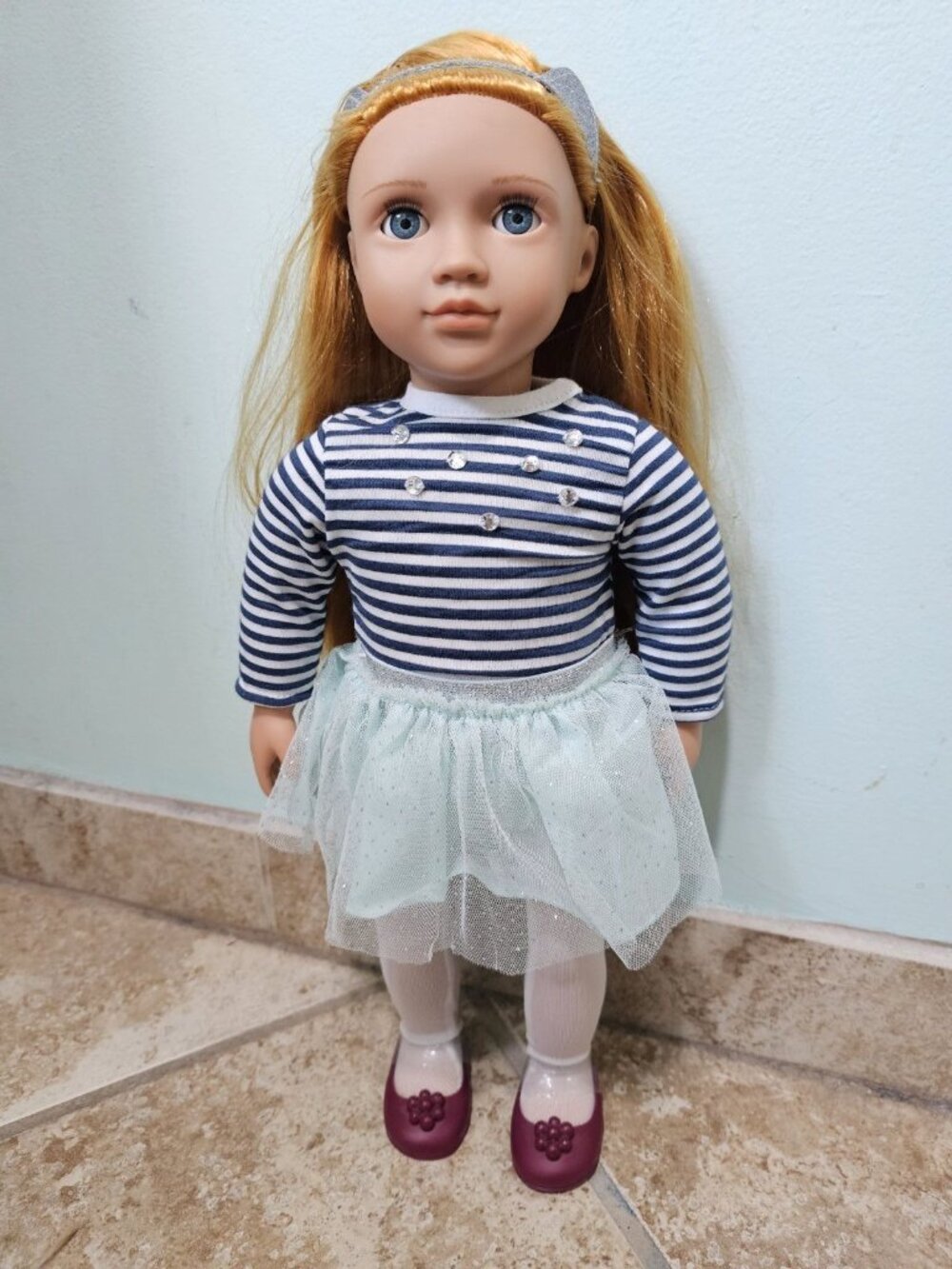 Our Generation Girl 18 Inch Doll Red Hair Blue Eyes Arlee Rare Iconic Coquette - Picture 3 of 6